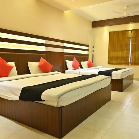 Hotel Royal Cottage Kanpur Exterior foto
